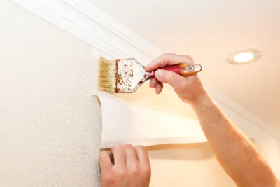 Pose de papier peint à Chilly-Mazarin — revêtements muraux et toiles de verre